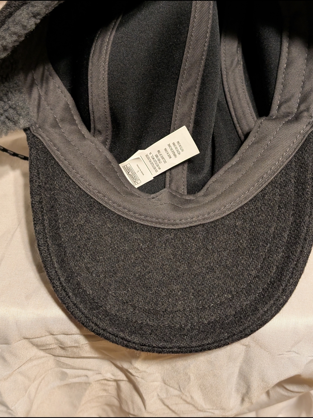 Patagonia Gray Wool Blend With Fleece Earflap Cap - Picture 4 of 7